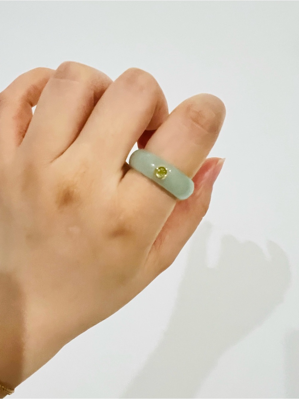 .56 TCW Round Genuine Peridot and Green Jade Ring in 14k Gold Sz 7 - Picture 4 of 8